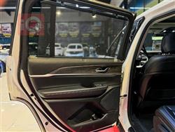 جیپ L گراند شیرۆکی